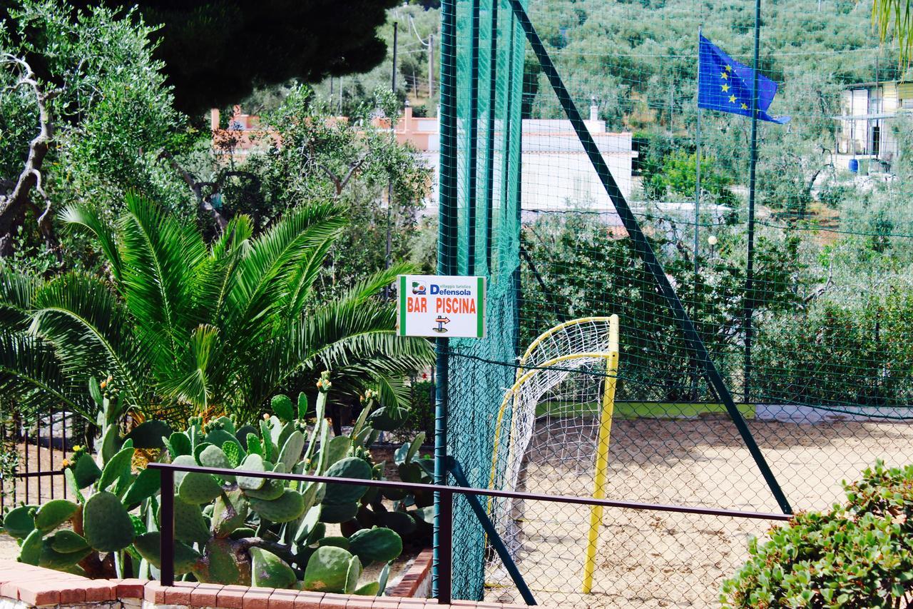 Villaggio Turistico Defensola Vieste Bagian luar foto